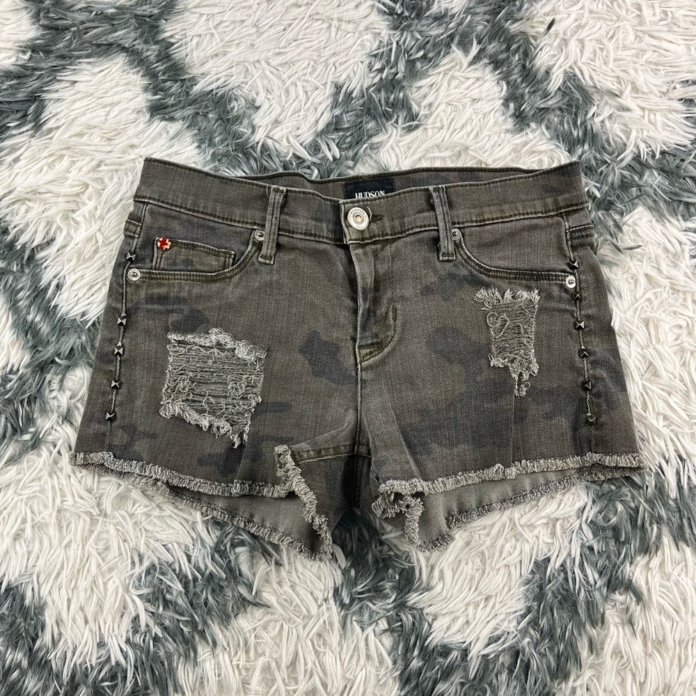 Hudson Women’s Camp Green Amber Raw Edge Hem Shorts Size 25